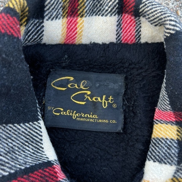 Vintage 80s! Made in‎ USA Cal Craft Patchwork Jacket Coat Red White Black Fleece - Picture 3 of 7